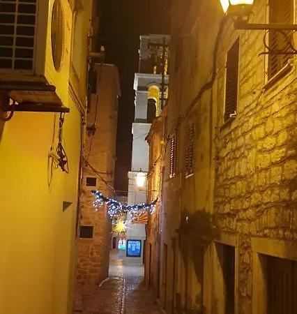 Leko * Vodice