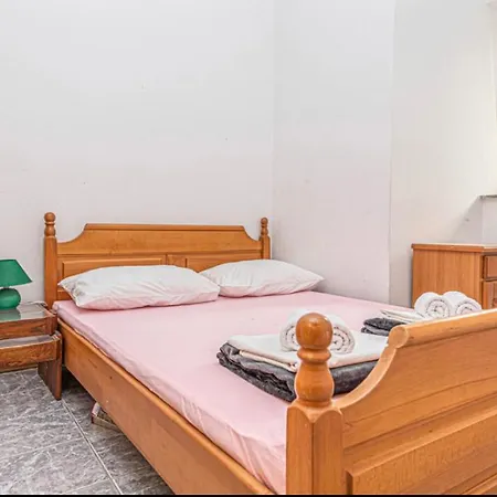 Leko Apartment