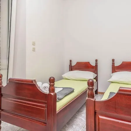 Leko Apartment *